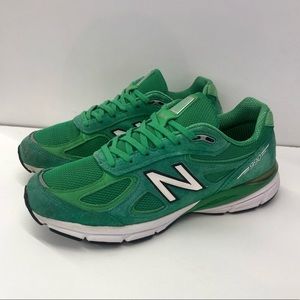 New Balance M990 V4 size 9.5